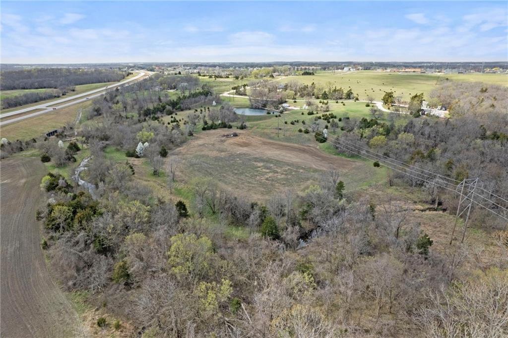 Southwest 303rd Street Paola, KS 66071 - Photo 15 of 27