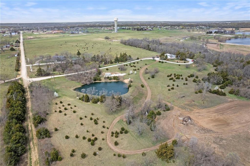 Southwest 303rd Street Paola, KS 66071 - Photo 20 of 27