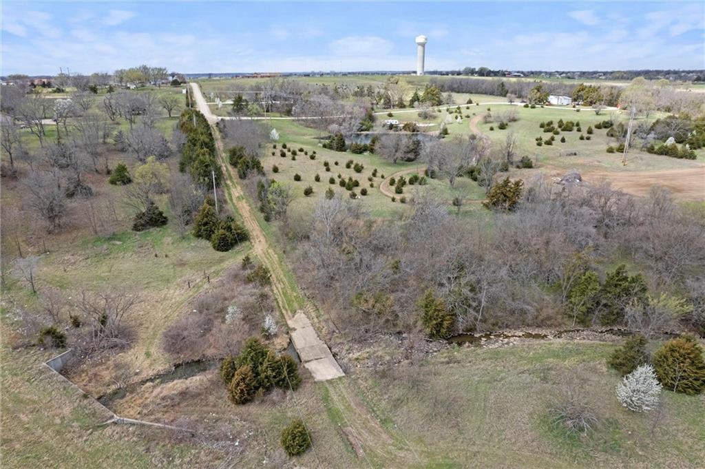 Southwest 303rd Street Paola, KS 66071 - Photo 24 of 27