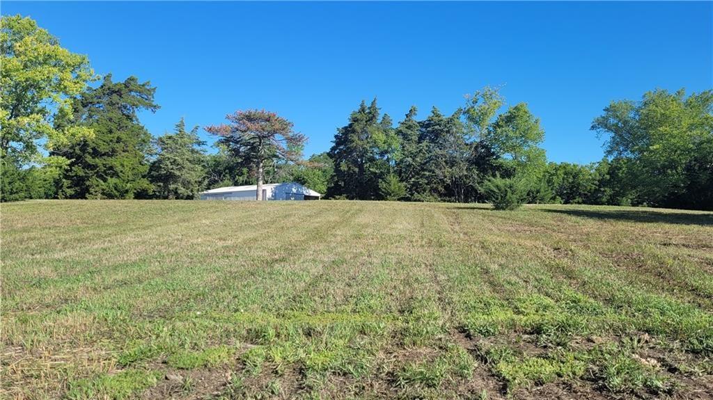 Southwest 303rd Street Paola, KS 66071 - Photo 6 of 27