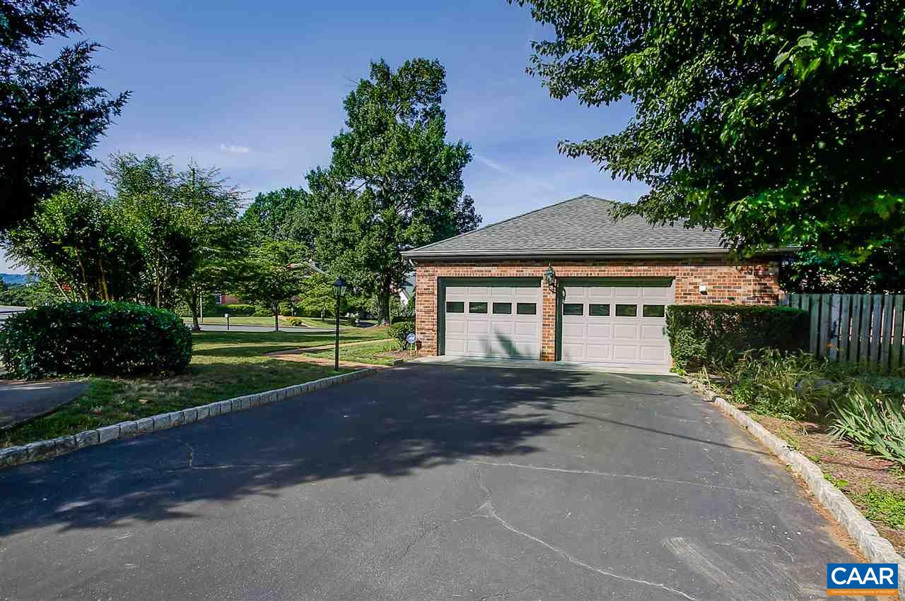 1409 Grove Road Charlottesville, VA 22901 - Photo 7 of 38 Gallery Image 7