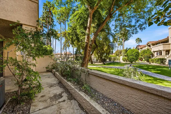 $2,400 | 11515 North 91st Street, Unit 152, Scottsdale, AZ 85260
