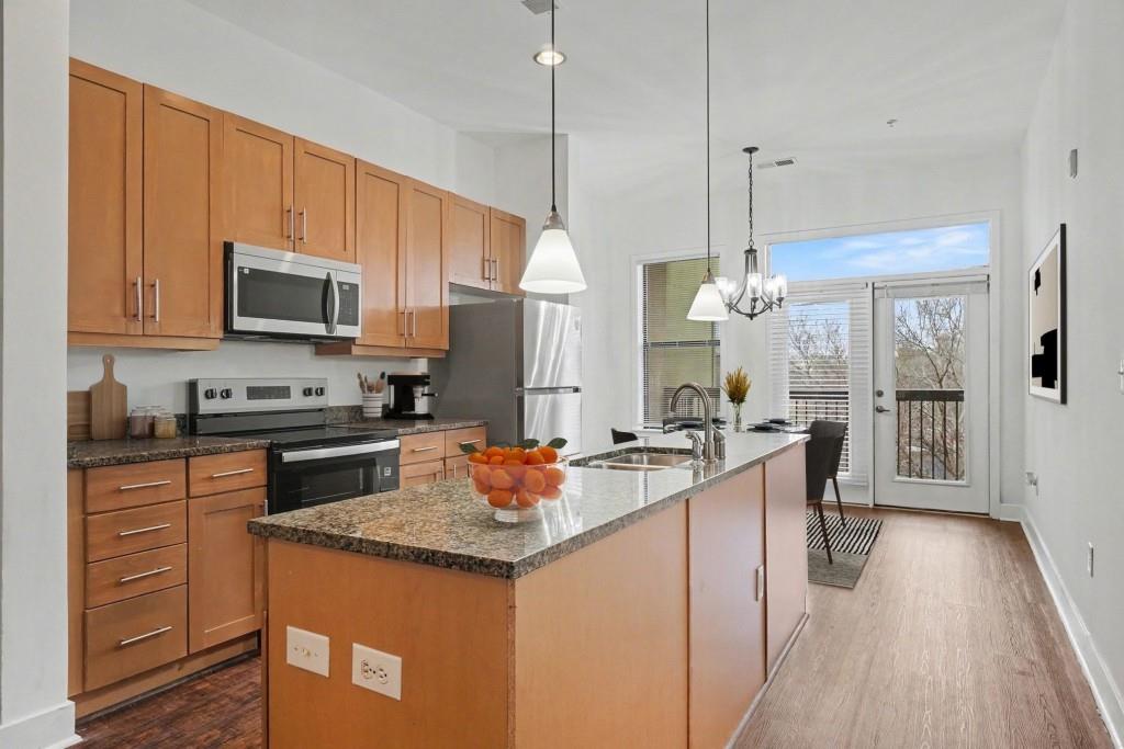 425 Chapel Street Southwest, Unit 1211 Atlanta, GA 30313 - Photo 2 of 28