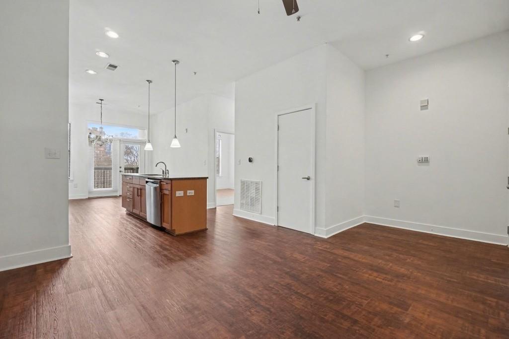 425 Chapel Street Southwest, Unit 1211 Atlanta, GA 30313 - Photo 7 of 28