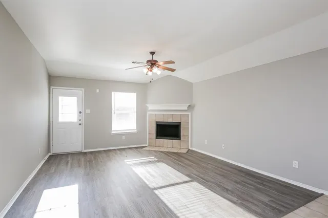 $2,260 | 2100 Hayes Street, McKinney, TX 75071