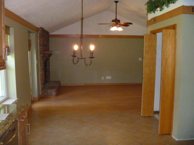 4038 West Fairview Road Greenwood, IN 46142 - Photo 7 of 17