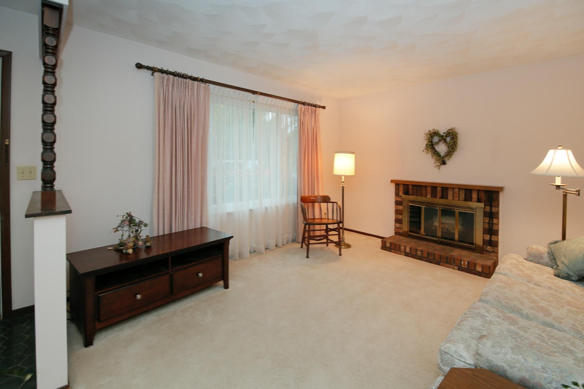 56906 Tamarac Lane Three Rivers, MI 49093 - Photo 3 of 22 56906 Tamarac Ln-103