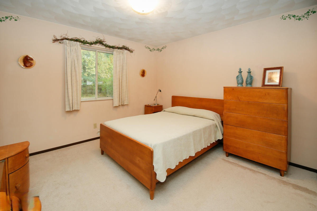 56906 Tamarac Lane Three Rivers, MI 49093 - Photo 9 of 22 56906 Tamarac Ln-109