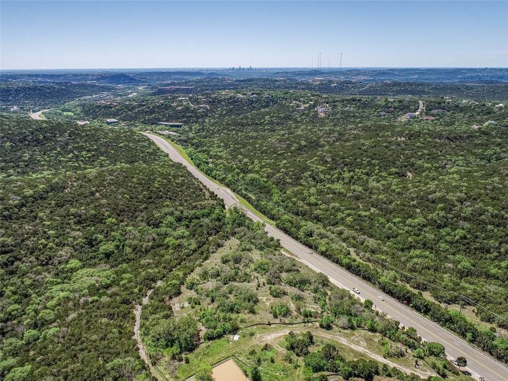 0 Rr2222 Austin, TX 78750 - Photo 2 of 10 a view of a field with an ocean