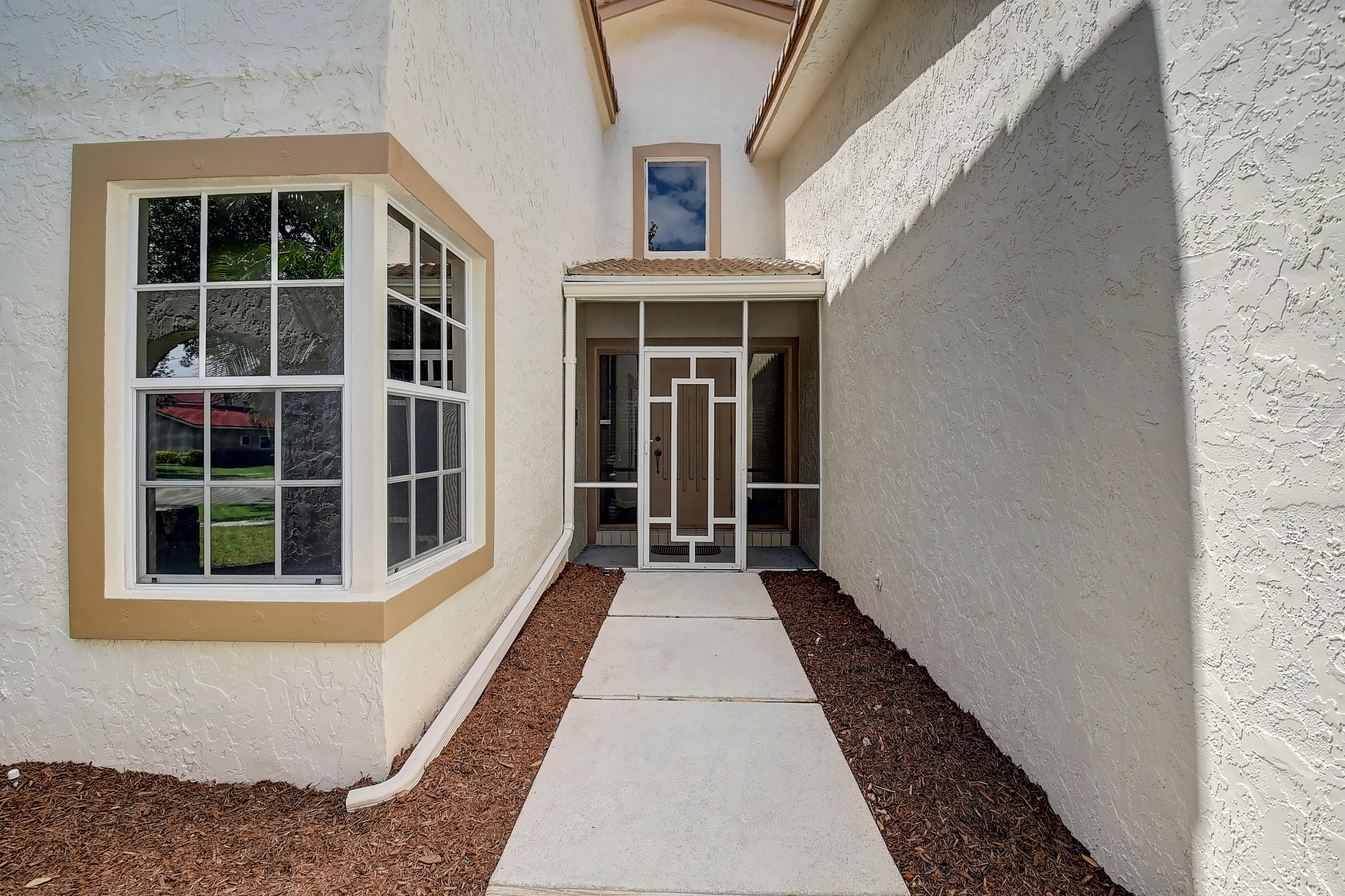 2662 Northwest 41st Street Boca Raton, FL 33434 - Photo 3 of 43 FOYER