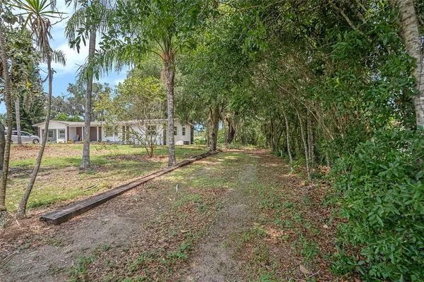 $559,900 | 14050 Blackjack Road, Dover, FL 33527