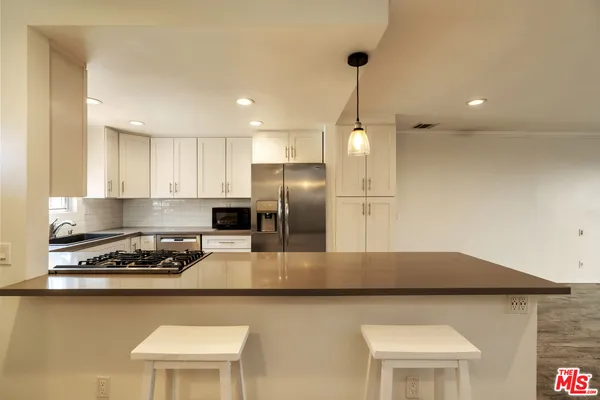 $4,950 | 1837 11th Street, Unit 3, Santa Monica, CA 90404