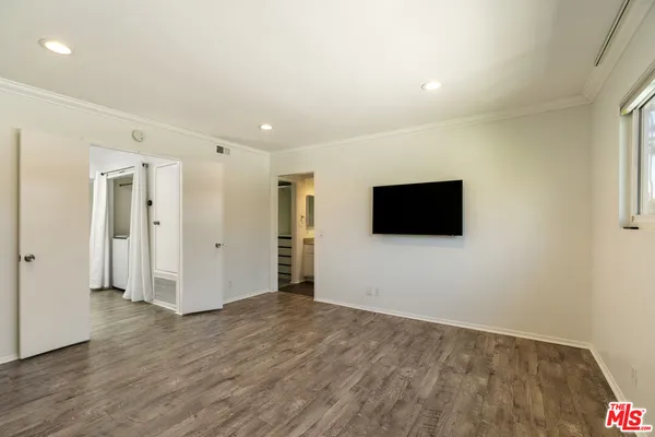 $4,950 | 1837 11th Street, Unit 3, Santa Monica, CA 90404