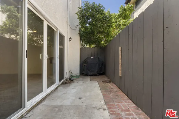 $4,950 | 1837 11th Street, Unit 3, Santa Monica, CA 90404