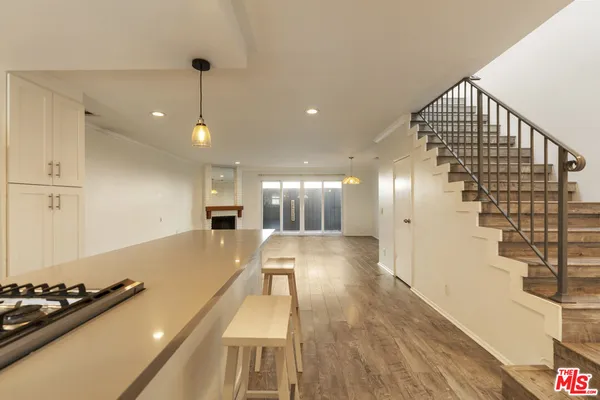 $4,950 | 1837 11th Street, Unit 3, Santa Monica, CA 90404