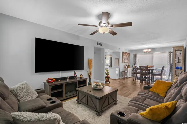 $219,000 | 10301 North Kings Highway, Unit 81, Myrtle Beach, SC 29572