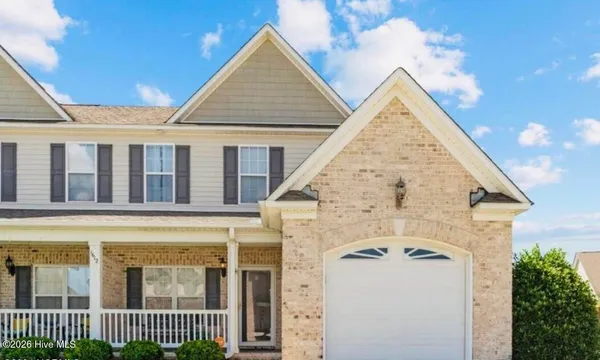 $1,800 | 1612 Brook Hollow Drive, Unit B, Greenville, NC 27834