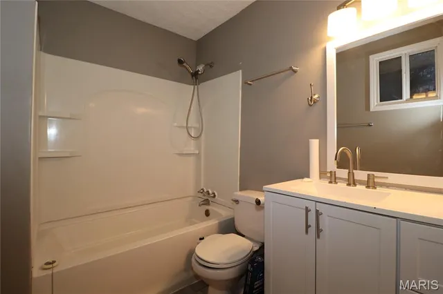 $124,900 | 302 Olive Street, Edwardsville, IL 62025