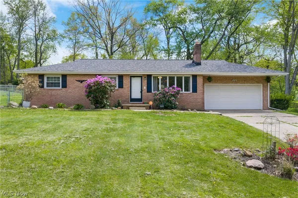$269,900 | 1356 Glennview Street Northeast, Canton, OH 44721