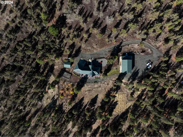 $799,900 | 31367 Clarks Creek Road, Mount Vernon, OR 97865