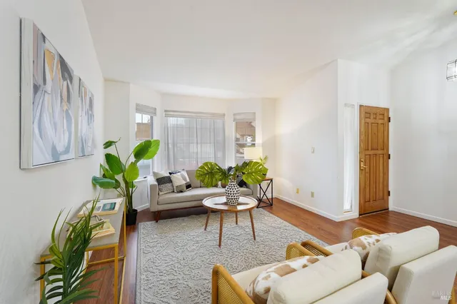 $645,000 | 369 Clarescastle Way, Vacaville, CA 95688