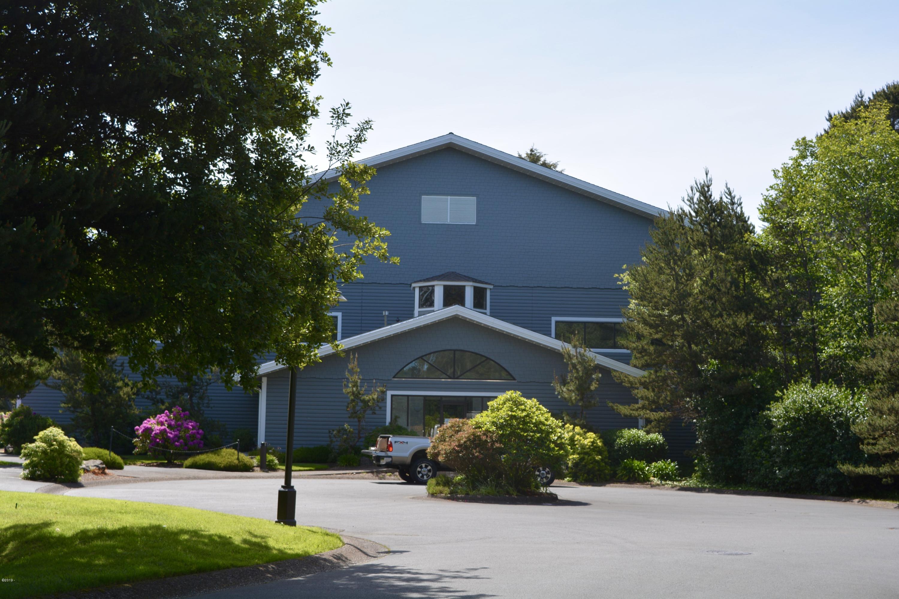 145 Southwest 61 Street Newport, OR 97366 - Photo 32 of 33 Tennis Courts