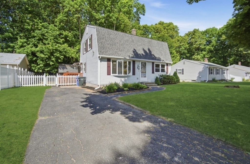 20 Entrybrook Drive Springfield, MA 01108 - Photo 4 of 26