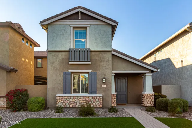 $545,000 | 2548 South Betty Street, Gilbert, AZ 85295