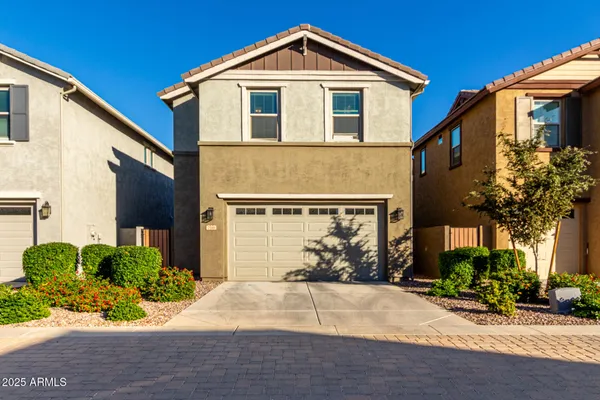 $529,000 | 2548 South Betty Street, Gilbert, AZ 85295
