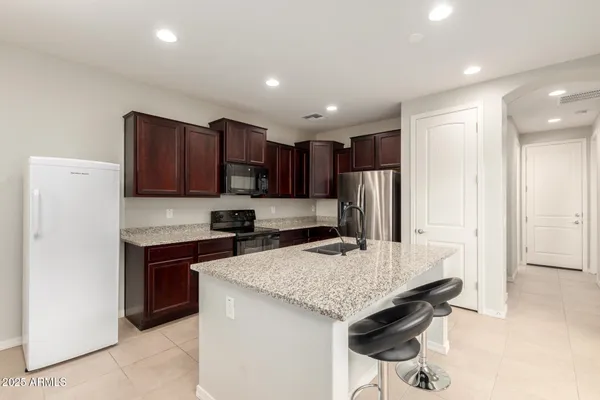 $529,000 | 2548 South Betty Street, Gilbert, AZ 85295