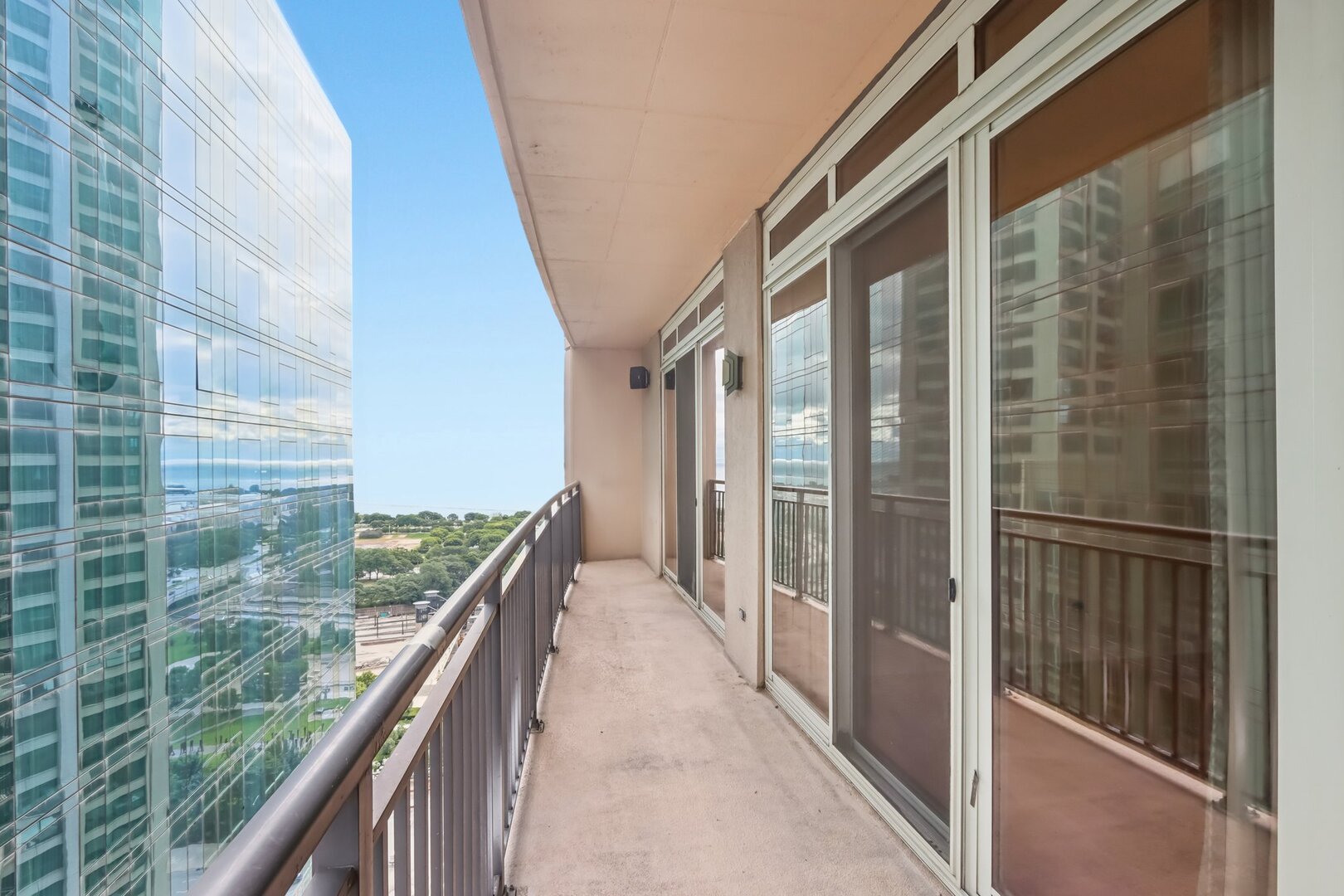 1111 South Wabash Avenue, Unit 2601 Chicago, IL 60605 - Photo 20 of 25