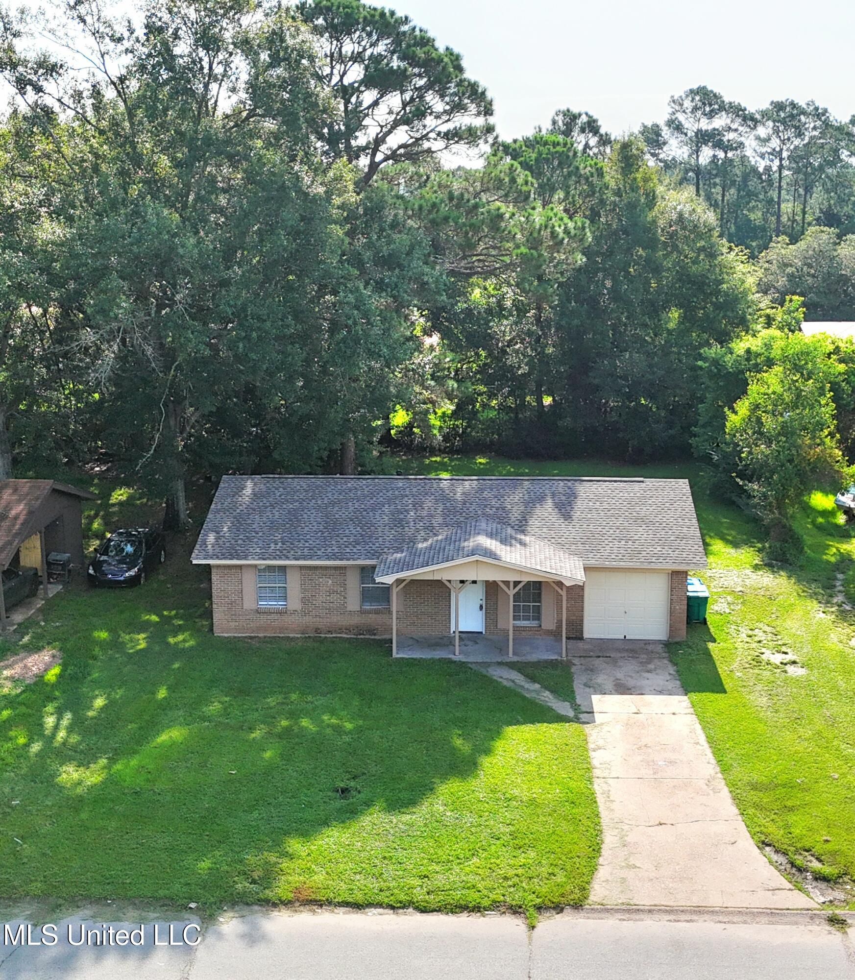 4100 Karen Street Moss Point, MS 39563 - Photo 2 of 13 House2