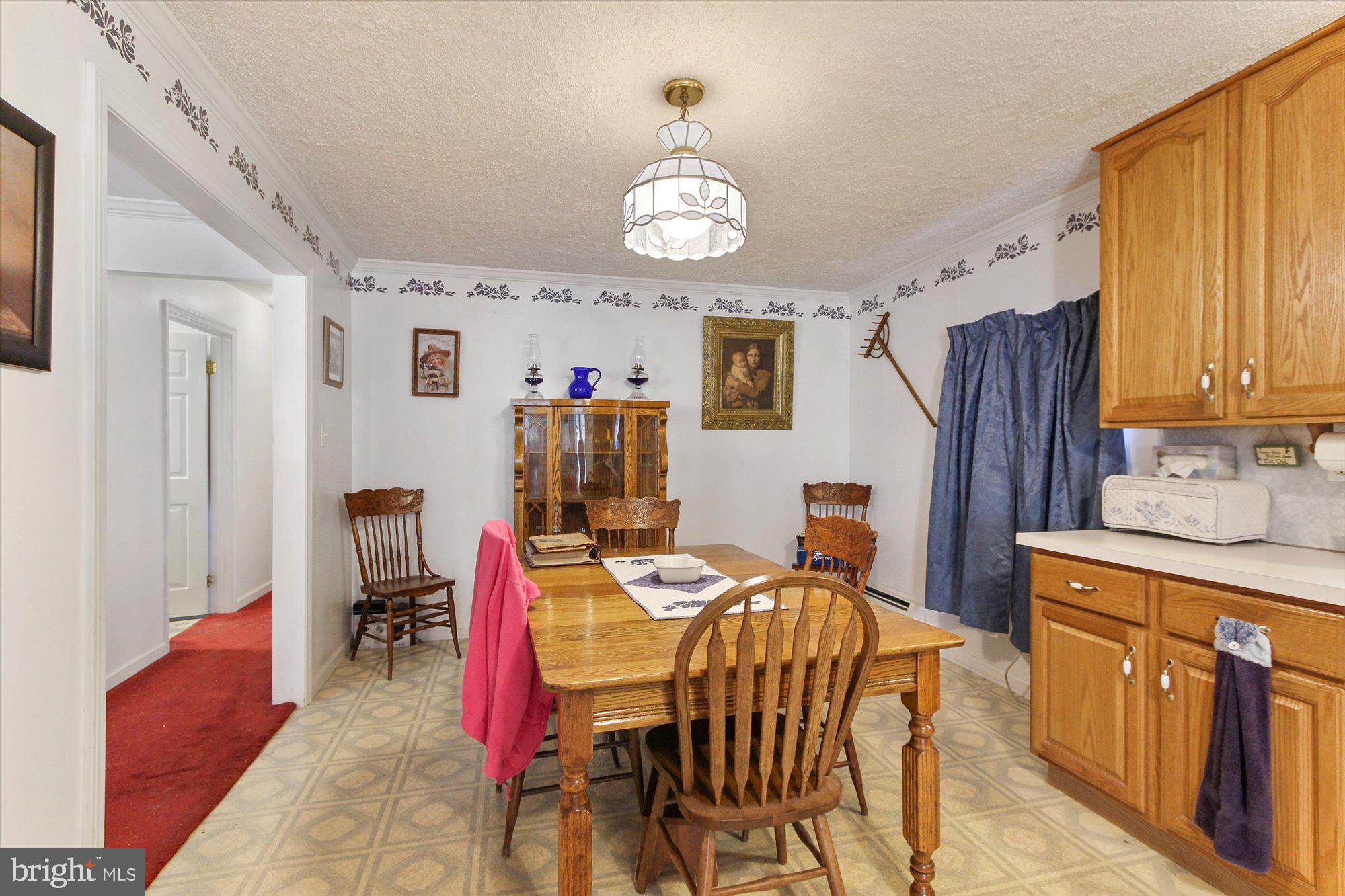 335 Newcomer Road Windsor, PA 17366 - Photo 7 of 28