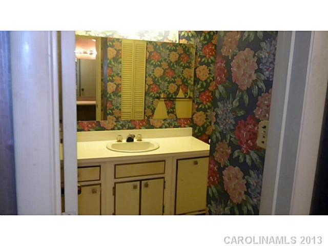 64 Ridgeport Road, Unit 64 Lake Wylie, SC 29710 - Photo 12 of 14