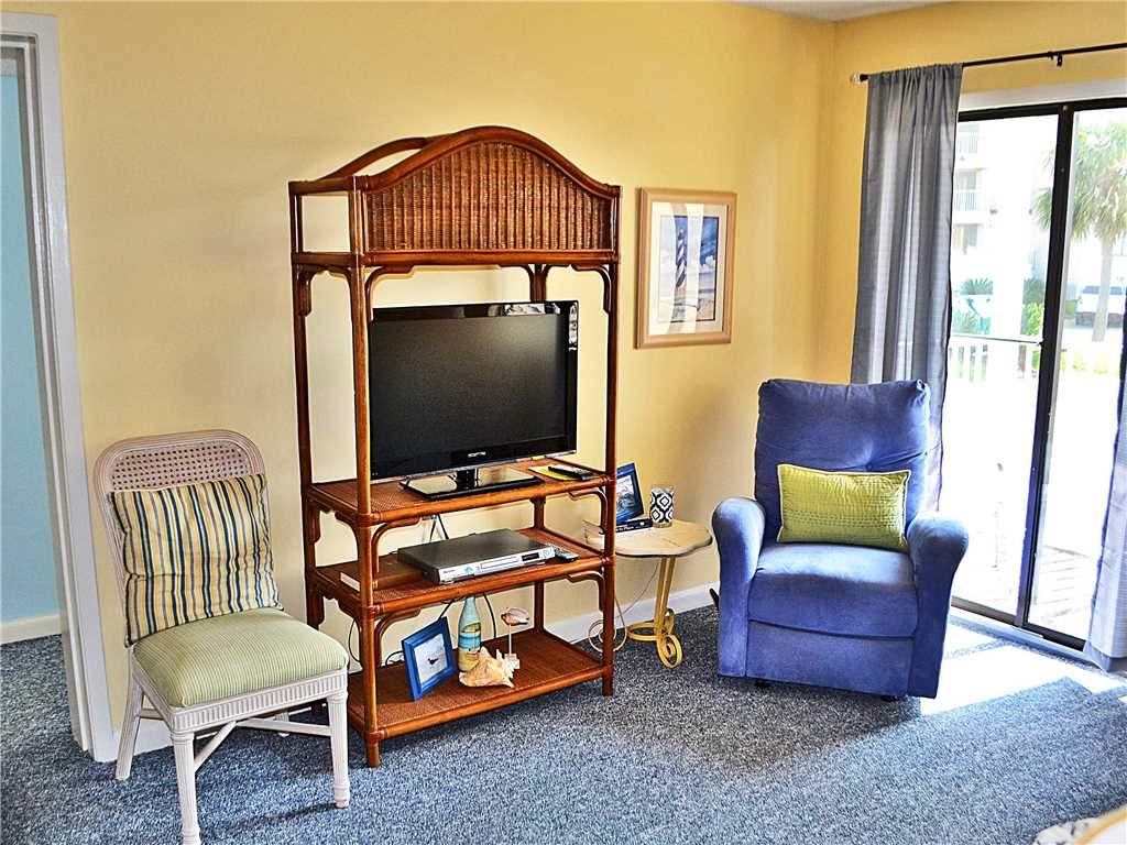 400 Plantation Road, Unit 2117 Gulf Shores, AL 36542 - Photo 3 of 10 Living Room