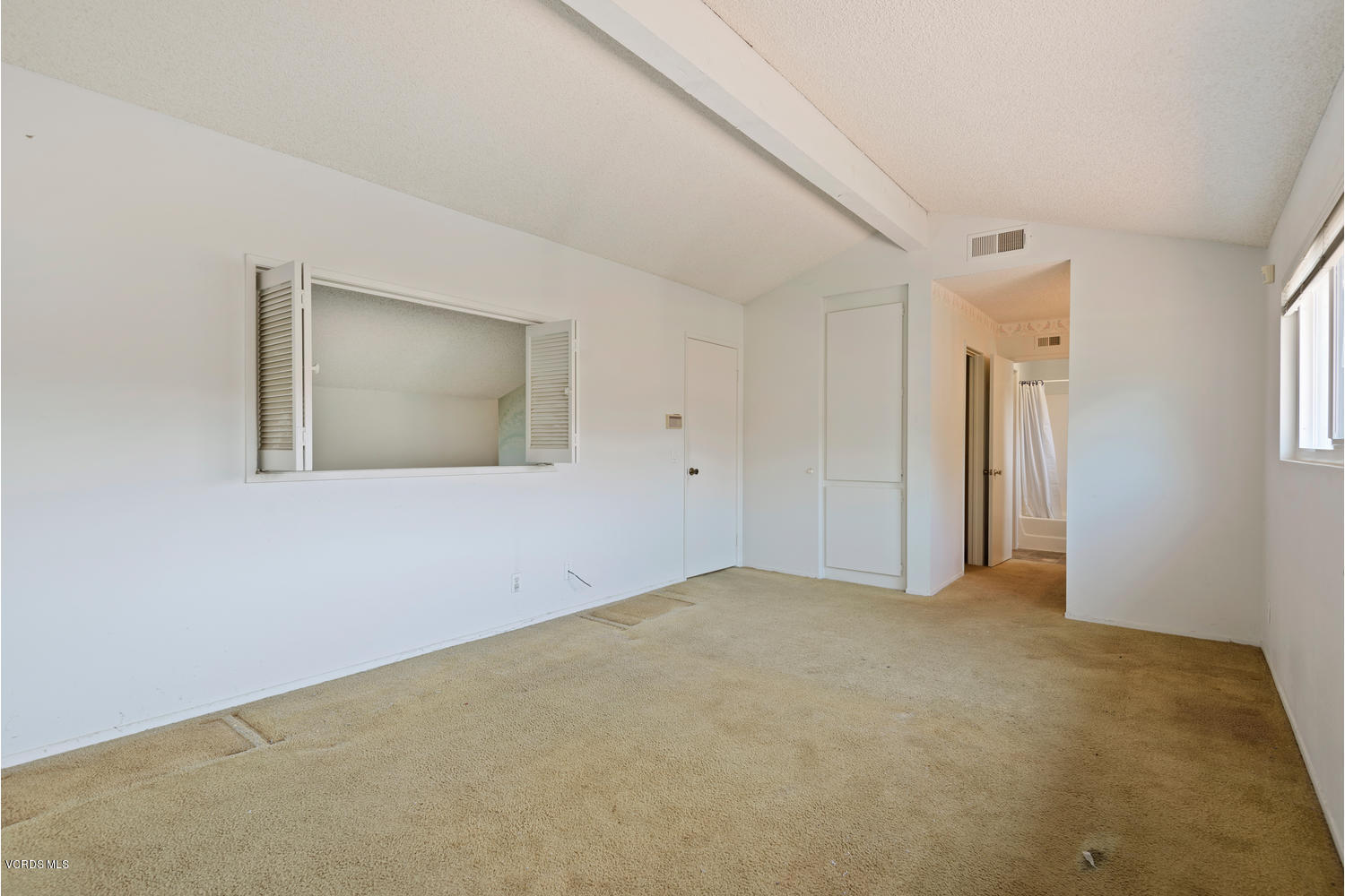432 East Bard Road Oxnard, CA 93033 - Photo 16 of 20 432 E Bard Rd-016-017-Master Bedroom-MLS