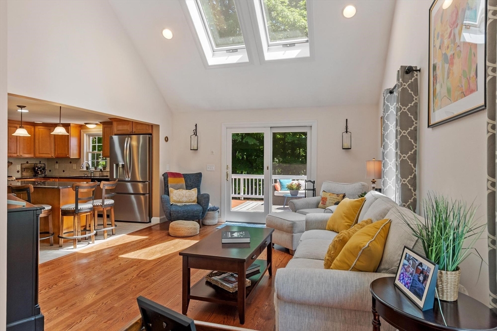 6 Whitcomb Avenue Littleton, MA 01460 - Photo 8 of 41 Gallery Image 8