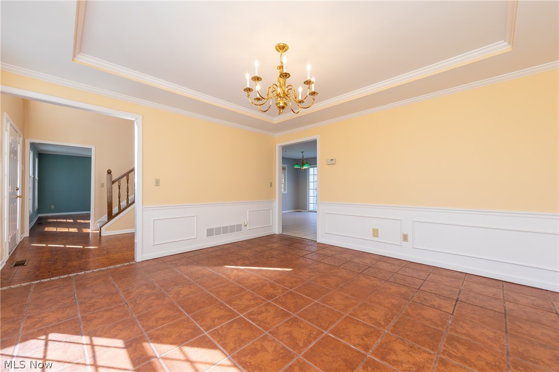 32099 Pinetree Road Pepper Pike, OH 44124 - Photo 17 of 35