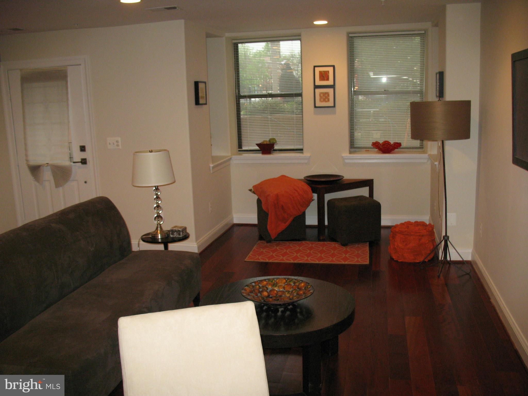 1105 Park Road Northwest, Unit 1 Washington, DC 20010 - Photo 9 of 28 Living Room