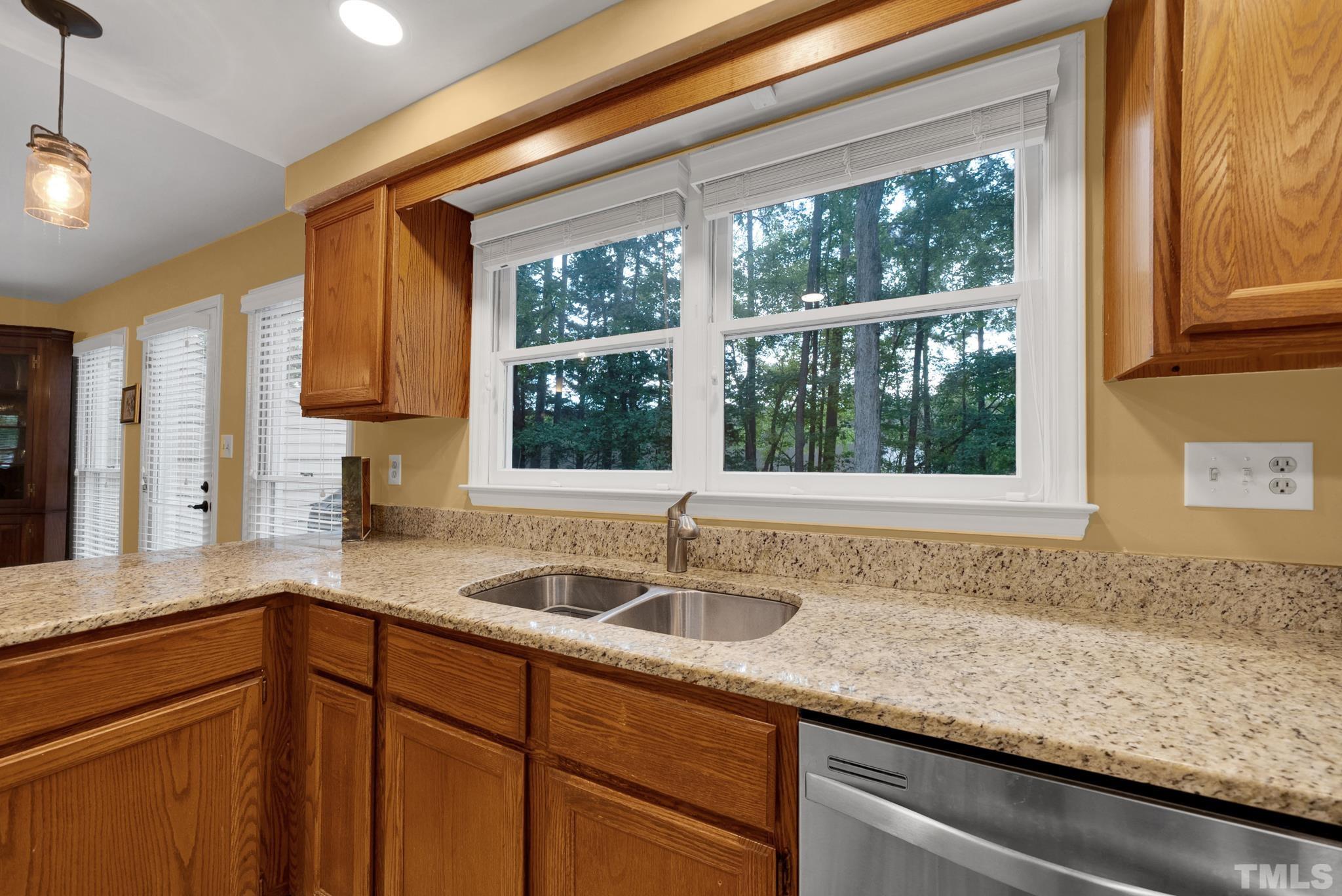 900 Bridge Way Raleigh, NC 27615 - Photo 8 of 19