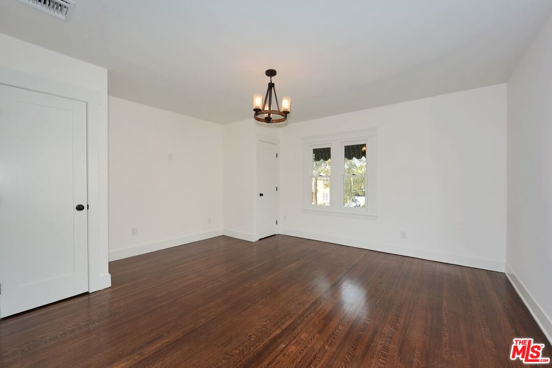 1938 Buckingham Road Los Angeles, CA 90016 - Photo 23 of 30 Gallery Image 23