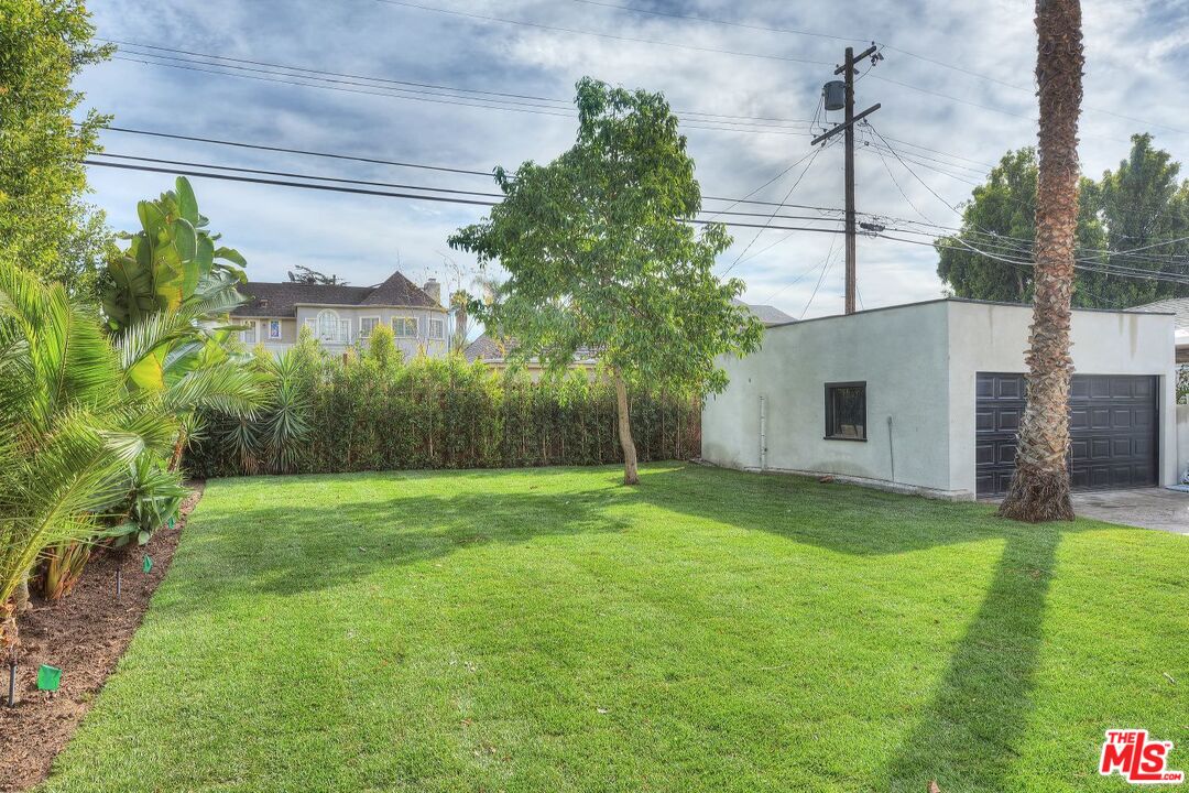 1938 Buckingham Road Los Angeles, CA 90016 - Photo 29 of 30 Gallery Image 29