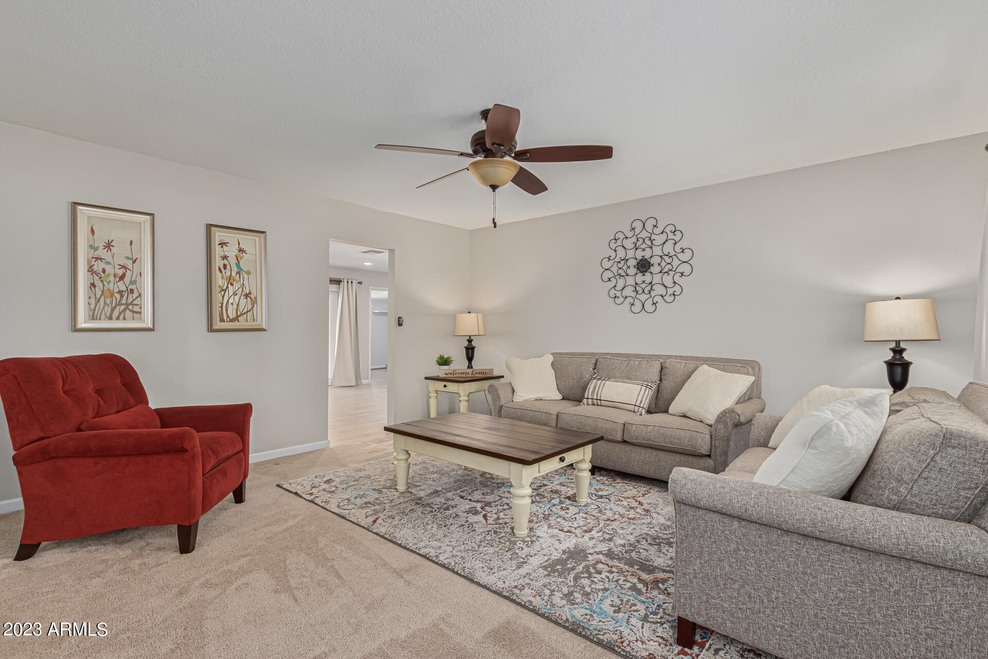 2902 South Newberry Road Tempe, AZ 85282 - Photo 4 of 29 Newberry living rm