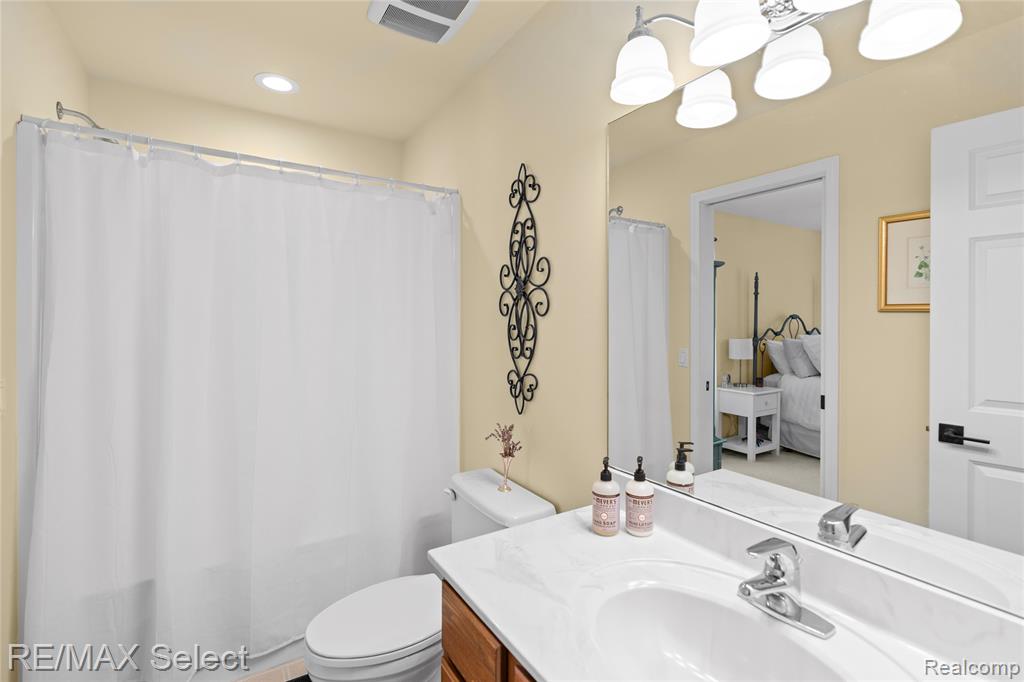 8211 Burleigh Road Grand Blanc, MI 48439 - Photo 46 of 64