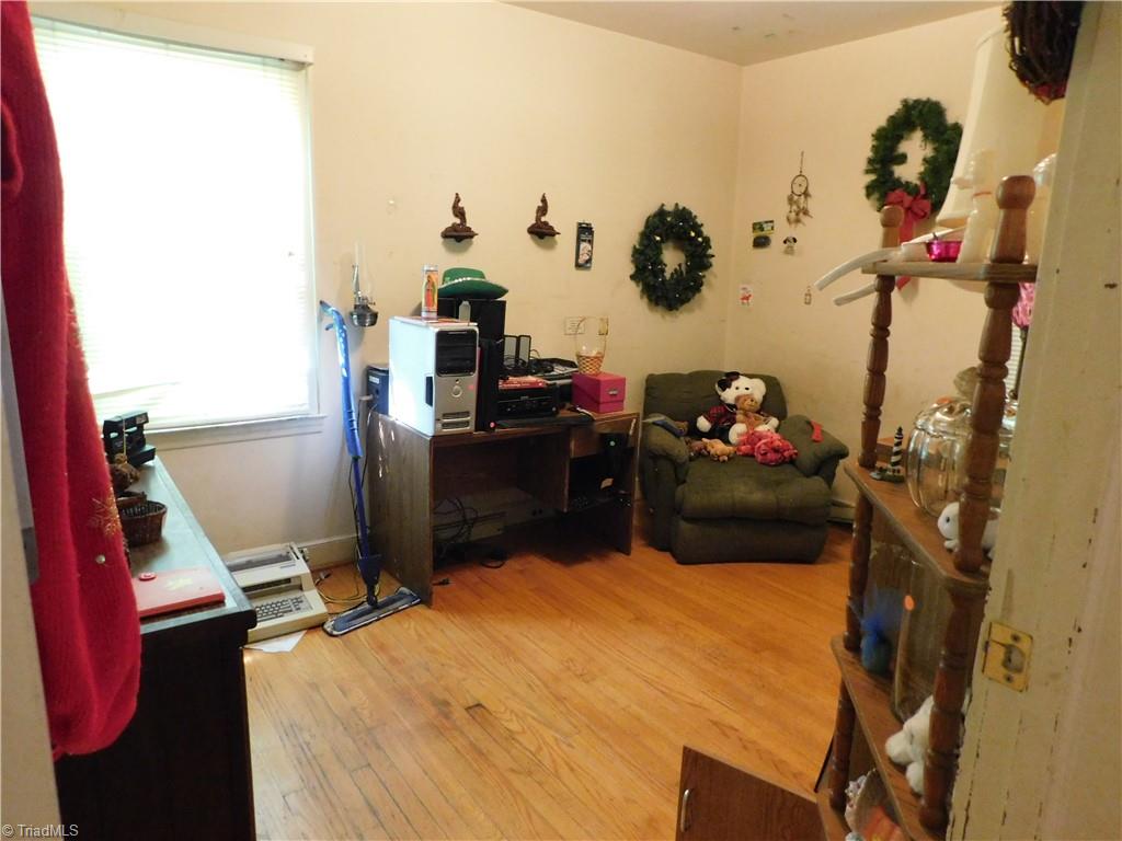 140 South Franklin Road Mount Airy, NC 27030 - Photo 11 of 15 Gallery Image 11