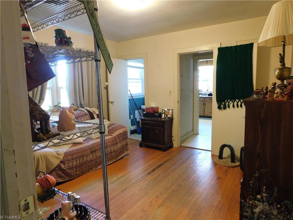 140 South Franklin Road Mount Airy, NC 27030 - Photo 10 of 15 Gallery Image 10