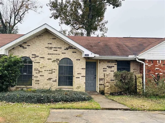 $89,500 | 1207 Deesport Street, Lake Charles, LA 70601