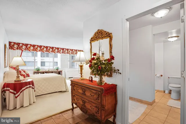 $650,000 | 5500 Friendship Boulevard, Unit 1423N & 1424N, Chevy Chase, MD 20815