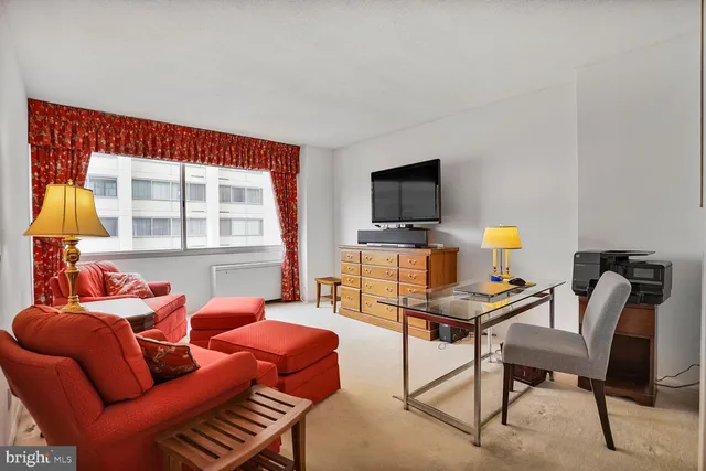 $650,000 | 5500 Friendship Boulevard, Unit 1423N & 1424N, Chevy Chase, MD 20815