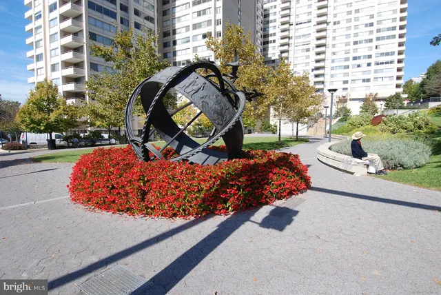 $650,000 | 5500 Friendship Boulevard, Unit 1423N & 1424N, Chevy Chase, MD 20815